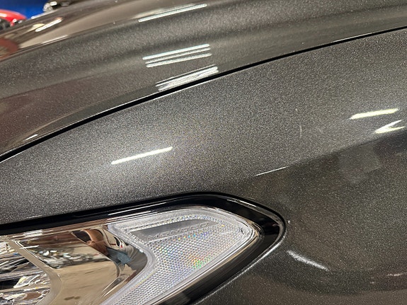 Ford Mondeo 17 of 30