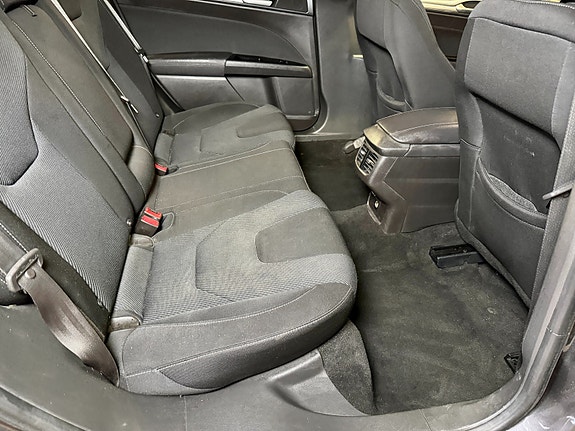 Ford Mondeo 29 of 30