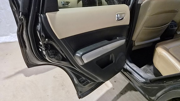 Nissan X-Trail 18 of 29