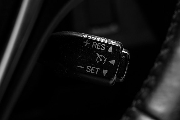 Toyota RAV4 18 of 28