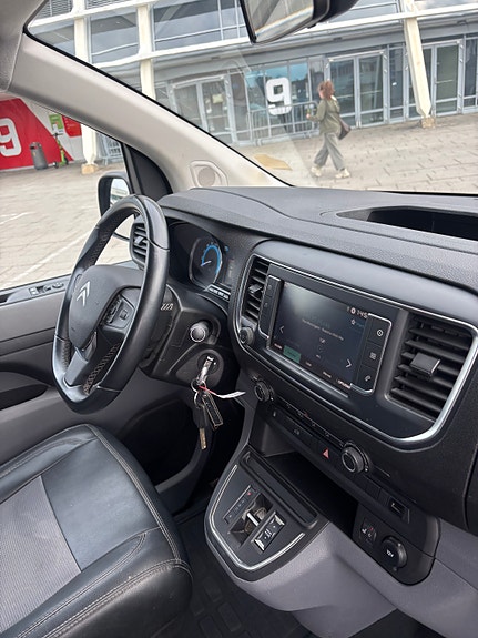 Citroen E-Jumpy 14 of 17