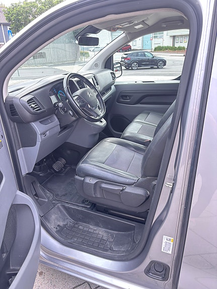 Citroen E-Jumpy 13 of 17