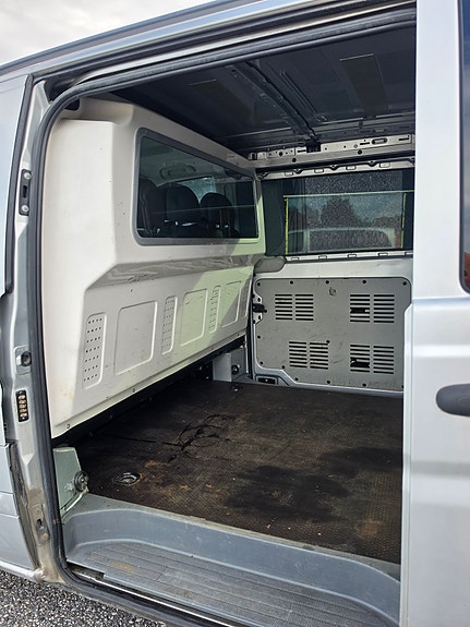 Mercedes-Benz Vito 115 3 of 11