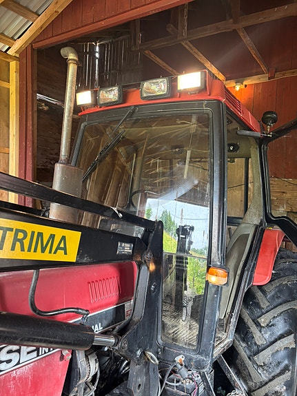 CASE IH 685 XL 14 of 15