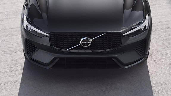 Volvo XC60 10 of 26