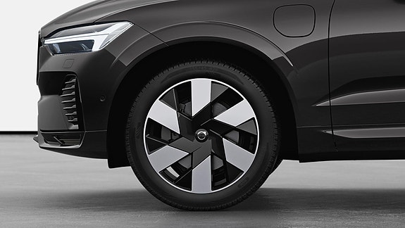 Volvo XC60 14 of 26