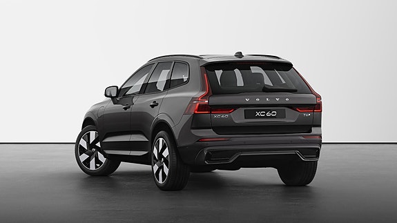 Volvo XC60 4 of 26