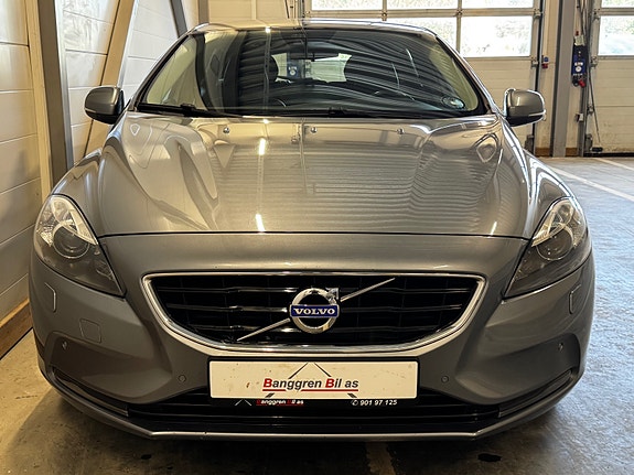 Volvo V40 7 of 30