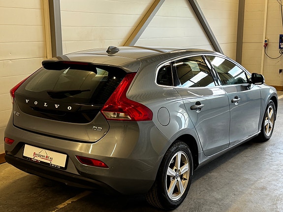 Volvo V40 13 of 30