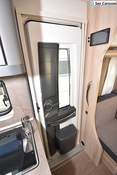 Hobby De Luxe 495 UL 17 of 20