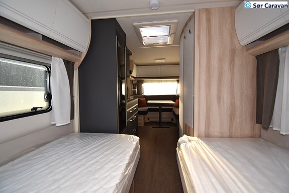 Hobby De Luxe 495 UL 12 of 20