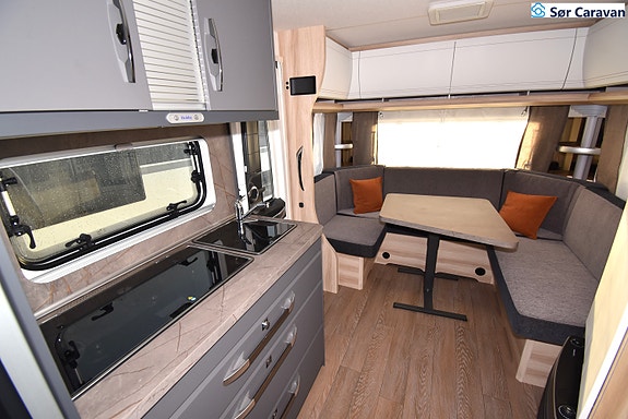 Hobby De Luxe 495 UL 15 of 20