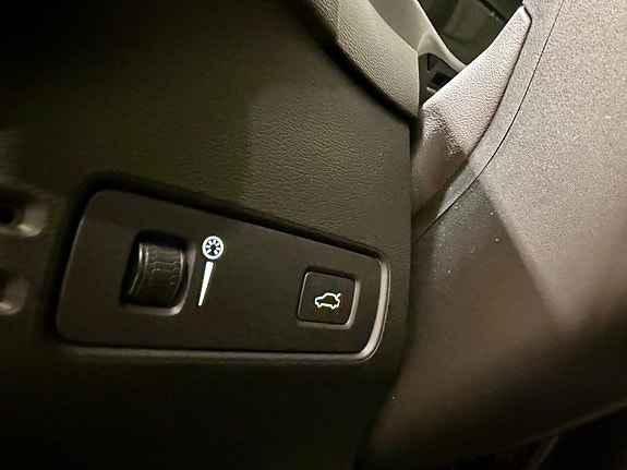 Volvo XC40 25 of 30