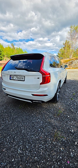 Volvo XC90 4 of 5