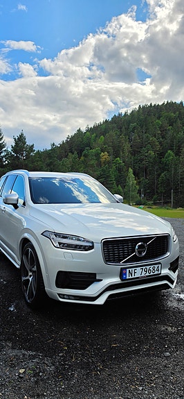 Volvo XC90 11 of 11