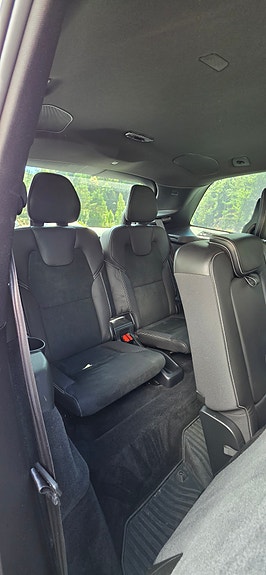 Volvo XC90 9 of 11