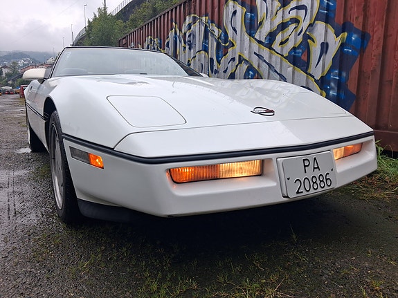 Chevrolet Corvette 2 of 25