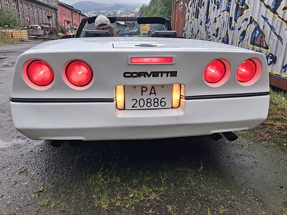 Chevrolet Corvette 10 of 25