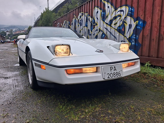 Chevrolet Corvette 3 of 25