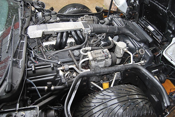 Chevrolet Corvette 21 of 25
