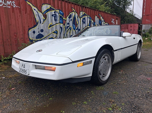Chevrolet Corvette 11 of 25