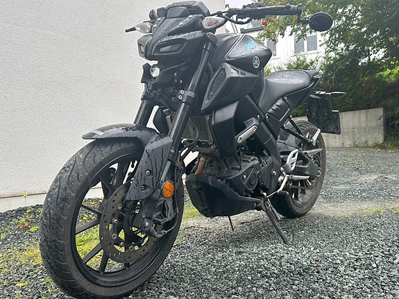 Yamaha MT-125 8 of 8