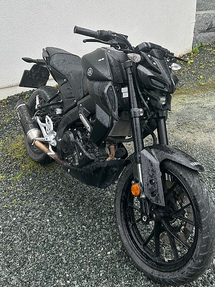 Yamaha MT-125 5 of 8