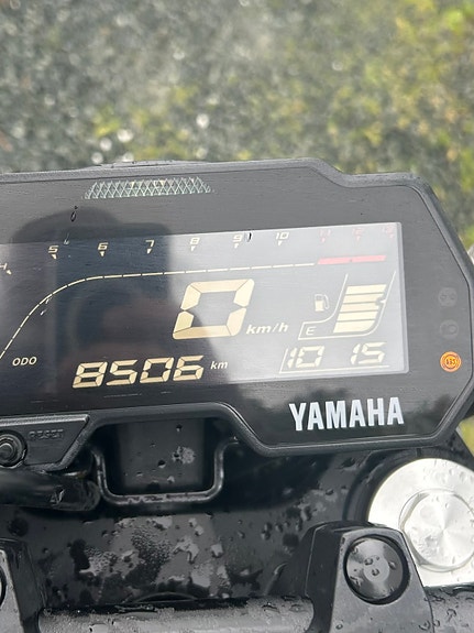 Yamaha MT-125 2 of 8