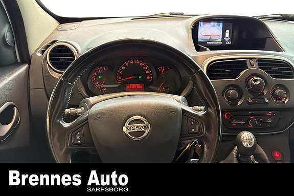 Nissan NV250 11 of 19