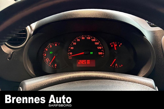 Nissan NV250 12 of 19