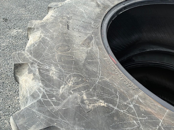 710/70R42  Dekk 3 of 6