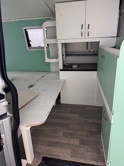 Volkswagen Transporter 14 of 30