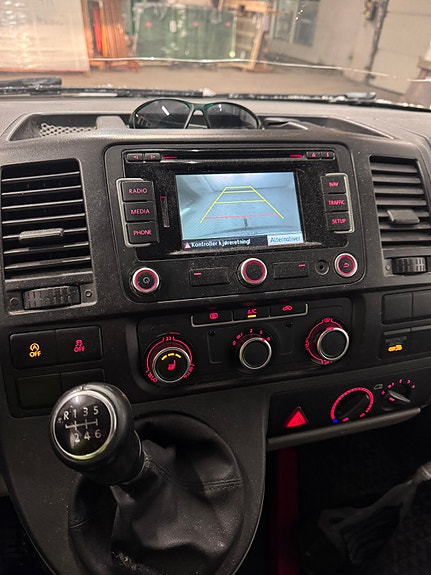 Volkswagen Transporter 4 of 30