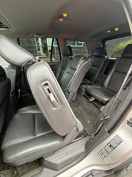 Volvo XC90 12 of 18