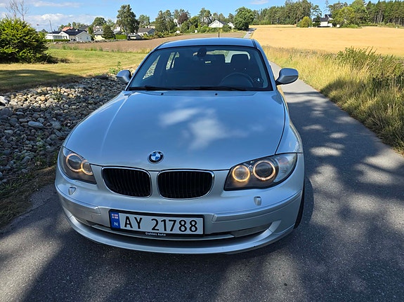 BMW 118d 9 of 18