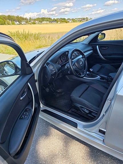 BMW 118d 15 of 18