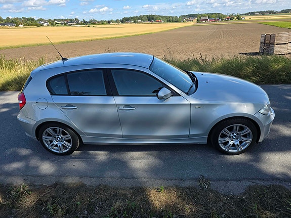 BMW 118d 14 of 18