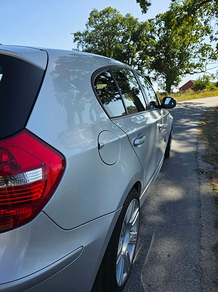 BMW 118d 6 of 18