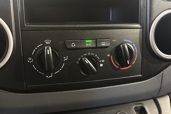 Citroen Berlingo 23 of 28