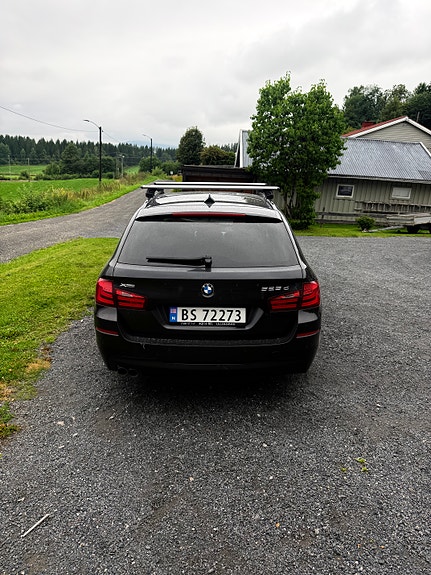 BMW 525d 3 of 15