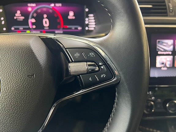 Skoda Superb 15 of 30