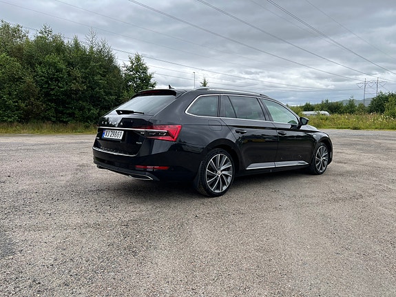 Skoda Superb 5 of 30