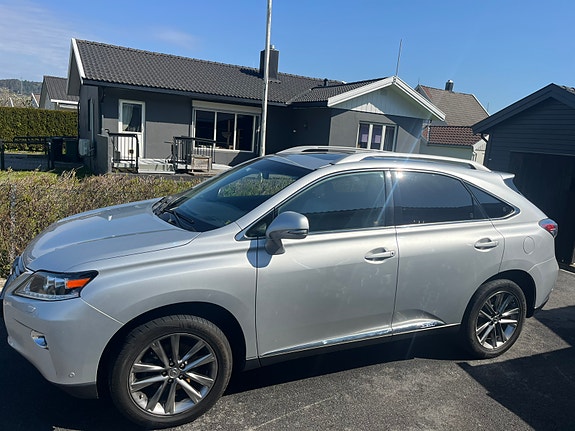 Lexus RX450h 2 of 20