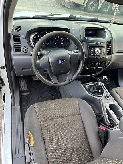 Ford Ranger 9 of 13
