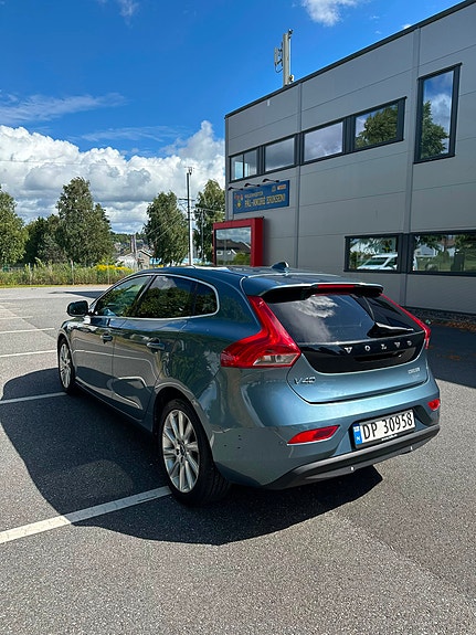 Volvo V40 5 of 29
