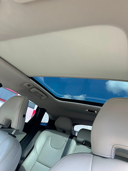 Volvo V40 22 of 29