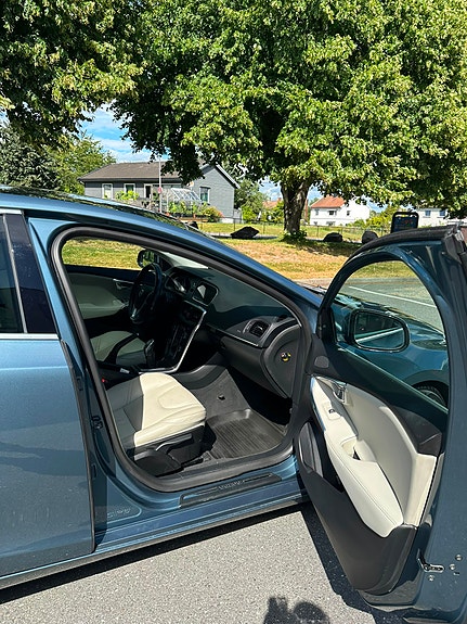 Volvo V40 15 of 29