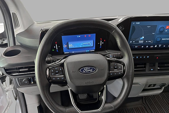 Ford E-Transit Custom 320S 11 of 24