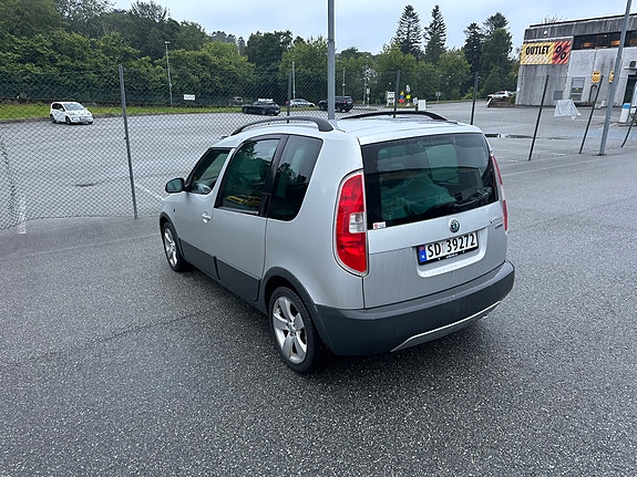 Skoda Roomster 6 of 9