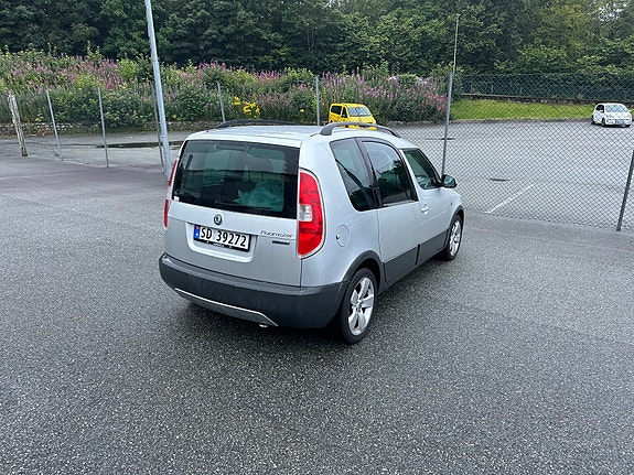 Skoda Roomster 4 of 5